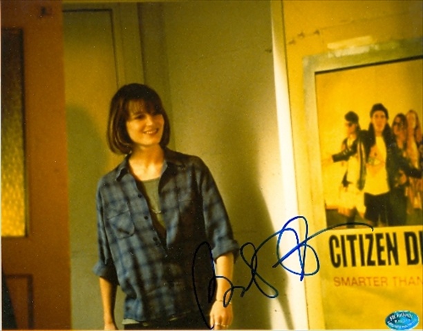 Picture of Autograph Warehouse 30504 Bridget Fonda Autographed 8 x 10 Photo Singles