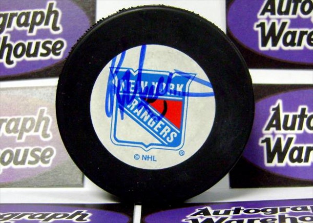 Picture of Autograph Warehouse 34298 Rick Middleton Autographed Hockey Puck New York Rangers