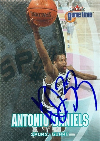 46129 Antonio Daniels Autographed Basketball Card San Antonio Spurs 2000 Fleer Game Time No .80