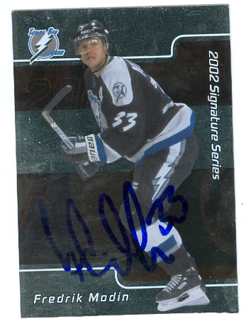 64560 Fredrik Modin Autographed Hockey Card Tampa Bay Lightning 2002 In The Game No. 70