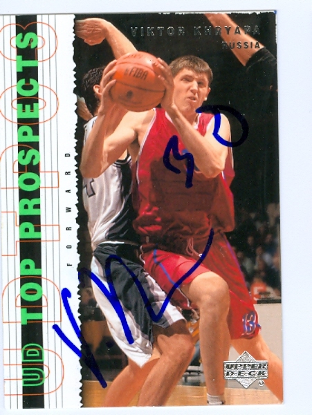 77533 Viktor Khryapa Autographed Basketball Card Russia 2003 Upper Deck No .9