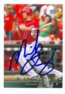 AUTOGRAPH WAREHOUSE