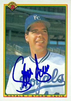 Storm Davis autographed baseball card (Kansas City Royals) 1990 Bowman #368 - Autographed Baseball Cards