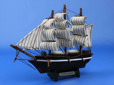 Handcrafted Model Ships Cutty Sark-7
