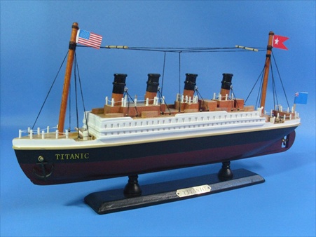 Picture of Handcrafted Model Ships A1705 RMS Titanic 14 in. Decorative Cruise Ship