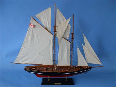 Picture of Handcrafted Model Ships BIuenose 32 Bluenose 2 32 in. Decorative Sail Boat
