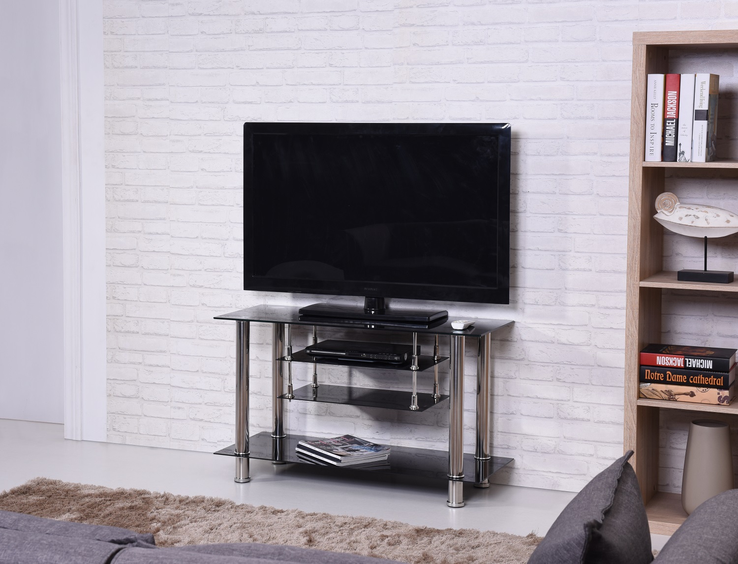Picture of Hodedah Hitv51 TV Stand
