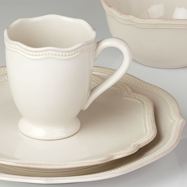 Picture of Lenox 829070 French Perle Bead - White- 4 Piece Place Setting