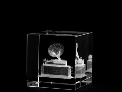 Picture of Asfour Crystal 1159-50-11 2 L x 2 H x 2 W in. Crystal Laser-Engraved Gramophone Music Laser-Cut