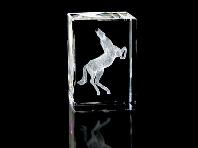 Picture of Asfour Crystal 1159-70-56 2 L x 2.75 H x 2 W in. Crystal Laser-Engraved Horse Animals and Nature Laser-Cut