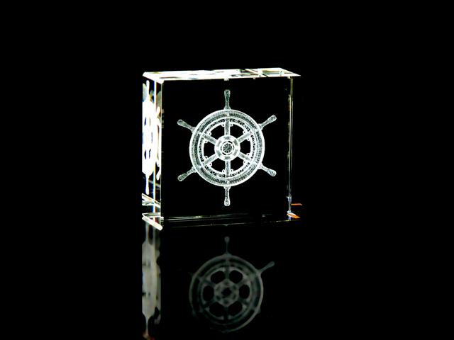 Picture of Asfour Crystal 1162-50-123 2 L x 2 H x 1 W in. Crystal Laser-Engraved Ship s Wheel Sealife & Nautical Laser-Cut