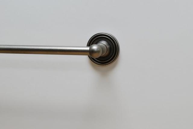 18 in. Towel Bar, Aged Pewter