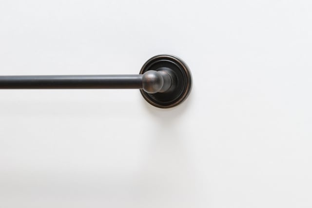 2218VB 18 in. Towel Bar- Venetian Bronze