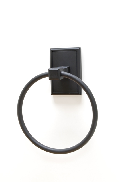 2586BK Towel Ring- Black
