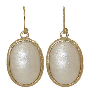 Picture of Designer Jewelry ER7214 Oval Mother of Pearl set in Mate Gold