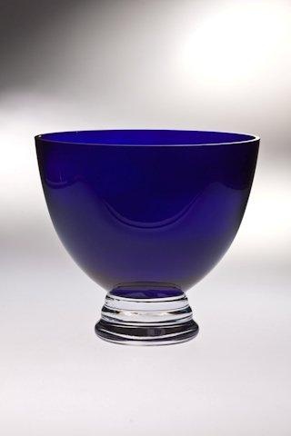 Picture of Majestic Gifts T-860-8 Classic clear 8.5 in. High Quality Glass Cobalt Footed Bowl