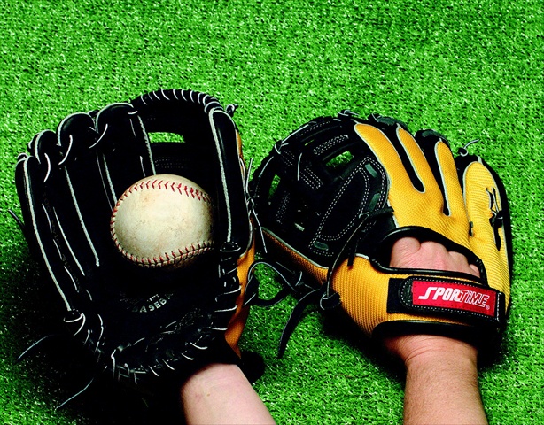 Picture of Sportime 087978 Yeller Intermediate Left-Handed Thrower Baseball Glove