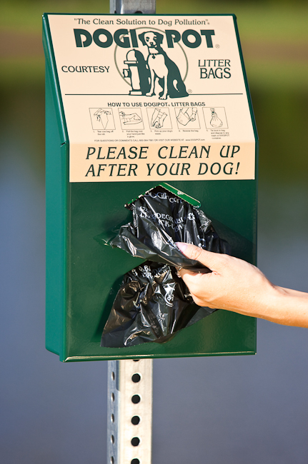 Picture of Dogipot 1002-2 Aluminum Junior Bag Dispenser&#44; Forest Green