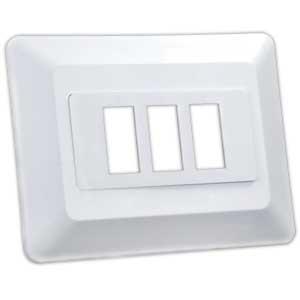 13625 Triple Switch Base And Bezel - White