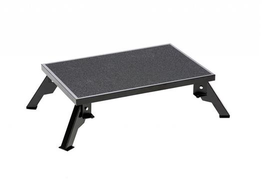 S150 1 Step With Non Skid Tape On Platform