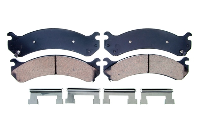 ZD784 Front Quickstop Ceramic Brake Pads for 2001-2010 Chevrolet Silverado 2500 HD