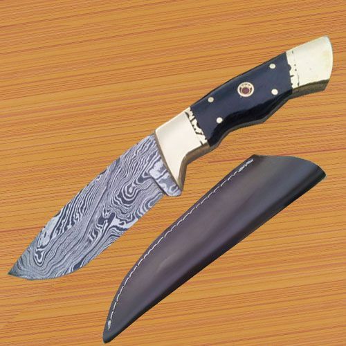 Custom Handmade Damascus Steel Hunting Knife