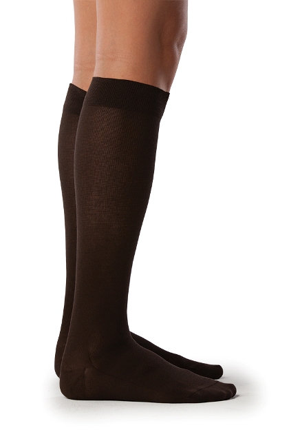 Picture of Sigvaris Sea Island Cotton 222CMSW10 20-30 mmHg Womens Closed Toe Socks- Navy - Medium- Short