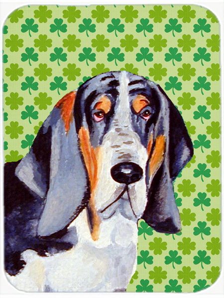 Basset Hound St. Patricks Day Shamrock Portrait Glass Cutting Board - Large