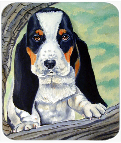 9.5 x 8 in. Basset Hound at the Tree Mouse Pad, Hot Pad Or Trivet