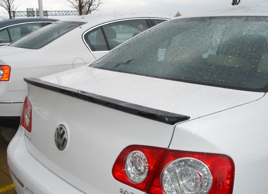 2006-2011 Volkswagen Passat Lip No Light Spoiler, Painted