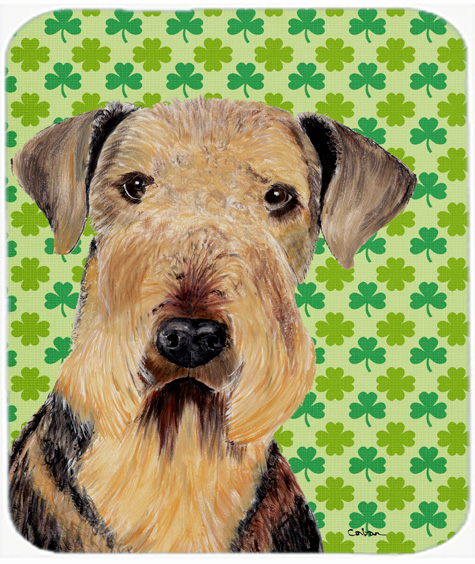Airedale St. Patricks Day Shamrock Portrait Mouse Pad, Hot Pad or Trivet