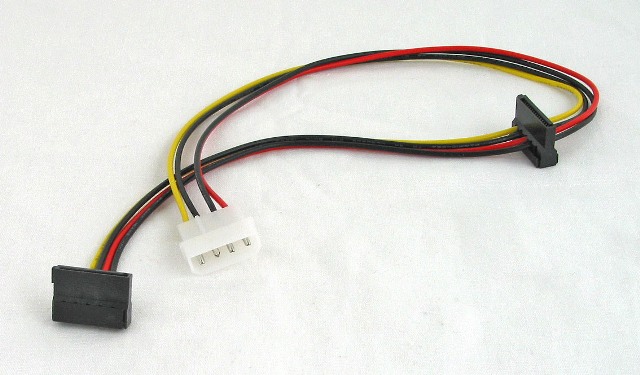 22-100-18 Molex 4-Pin To 2 x SATA 15-Pin Right Angle Power Cable Adapter- 21 in. Long