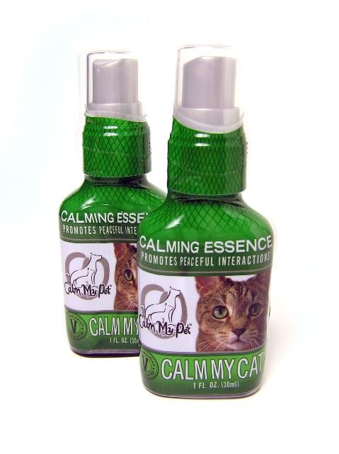 Picture of Calm My Pet CMP882 Unscented Organic Calming Spray for Cats&#44; 1 oz.