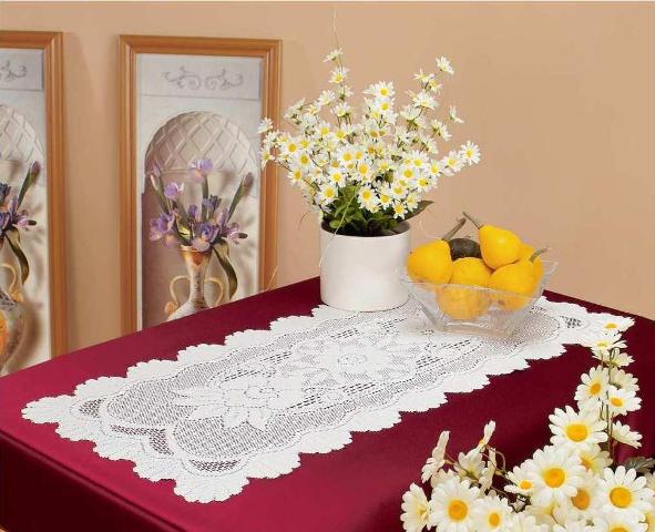 Picture of Tapestry Trading 558I1643 16 x 46 in. European Lace Table Runner- Ivory
