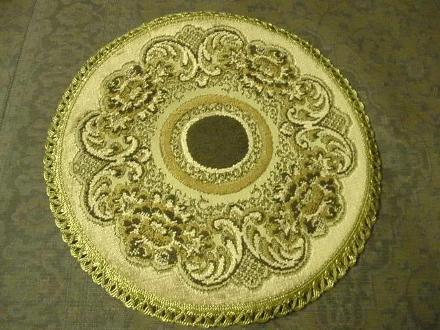 Picture of Tapestry Trading V28B 28 in. Begium Table Top Verona Doily- Blue