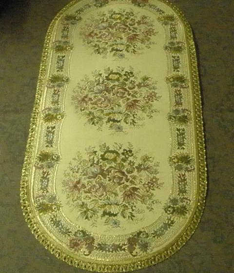 Picture of Tapestry Trading NO1432 14 x 30 in. Begium Table Runner Noella