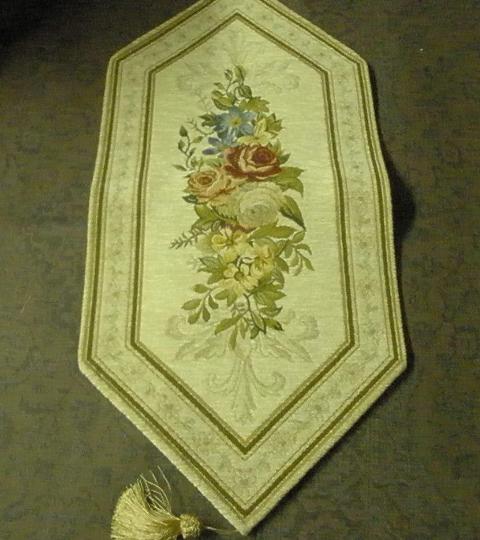 Picture of Tapestry Trading JASP1330 13 x 30 in. Begium Table Runner Jasper