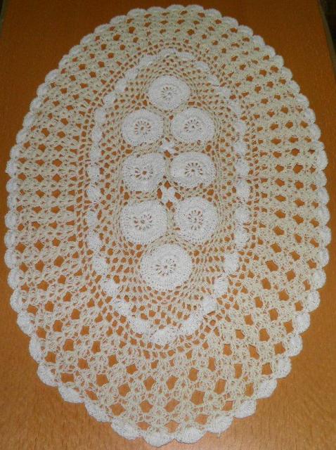 Picture of Tapestry Trading NL-14I1420 14 x 20 in. Handmade Indian Crochet Placemat- Ivory