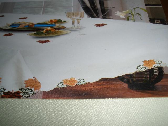 Picture of Tapestry Trading ZC0800265-5270 52 x 70 in. Embroidered Harvest Leaves Cutwork Table Cloth
