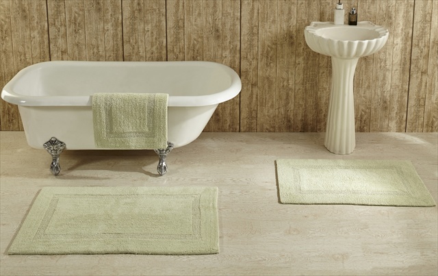 Picture of Better Trends BALU2134SA Lux Bathrug, Sage - 21 x 34 in.
