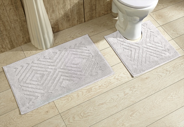 Picture of Better Trends 2PC2030WH Trier Bathrug&#44; White - 20 x 30 in. 2 Pieces