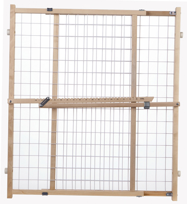 Picture of North States 4618 Supergate- Extra Wide- Expandable Wire Mesh Gate