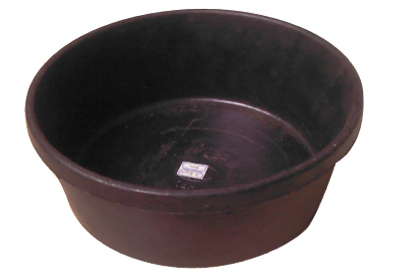 Picture of Master Rancher MR4QR-PAN-BLK 4 Quart Rubber Feed Pan