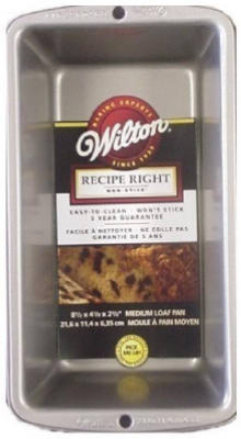 Picture of Wilton 2105-950 8.5 x 4.5 in. Recipe Right Non-Stick Bakeware Loaf Pan - Medium