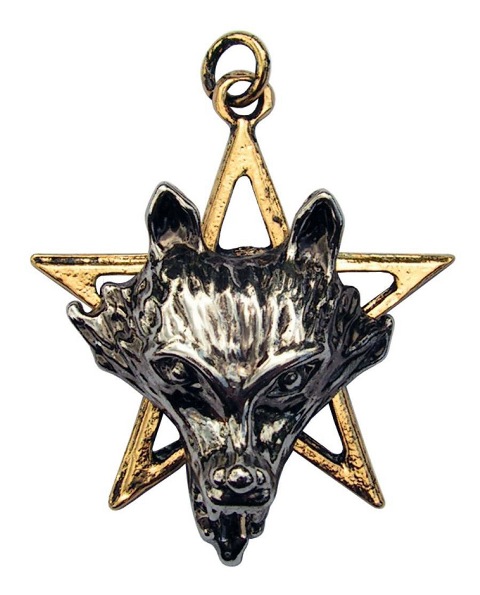 CN07 Night Of The Wolf Pendant - Power & Wisdom