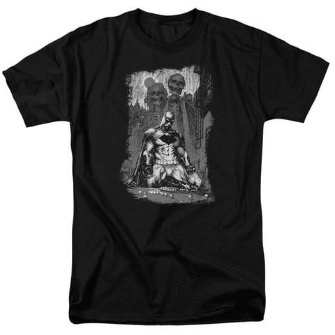 Batman-Sketchy Shadows - Short Sleeve Adult 18-1 Tee - Black- Medium