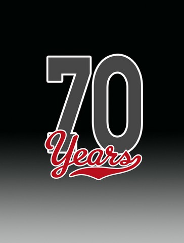 CJ1089GF 70 Years Flag Garden Size