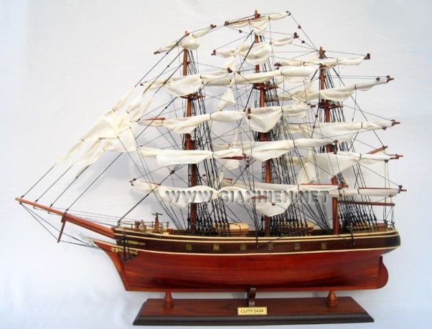 Picture of Gia Nhien TS0022W-70 Cutty Sark Wooden Model Tall Ship