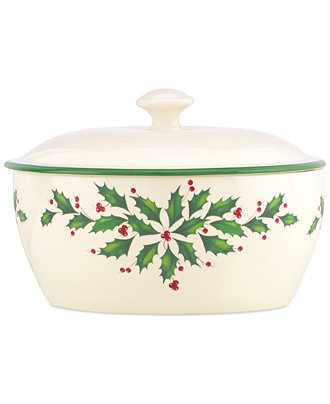 Picture of Lenox 847117 Holiday Dinnerware Covered Casserole