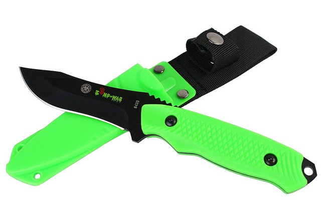 Picture of 8420 Defender Xtreme Hunting Knife with Sheath Green&#44; 8 in.